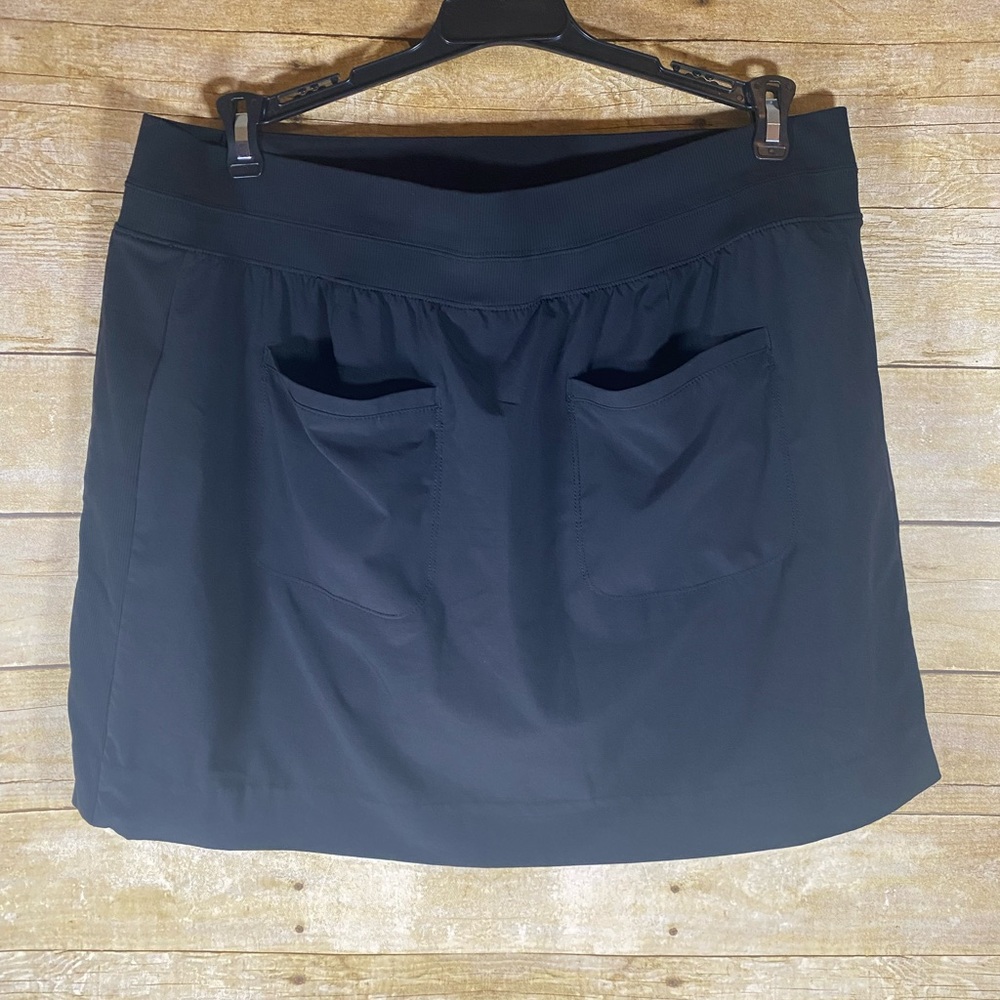 Athleta Black Skort Skirt Black Zip Pocket Size 16 - Picture 2 of 8